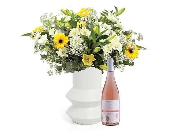 Bella bouquet in a white ceramics vase & rose wine