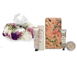 Flowers Crown & Sabon spa gift