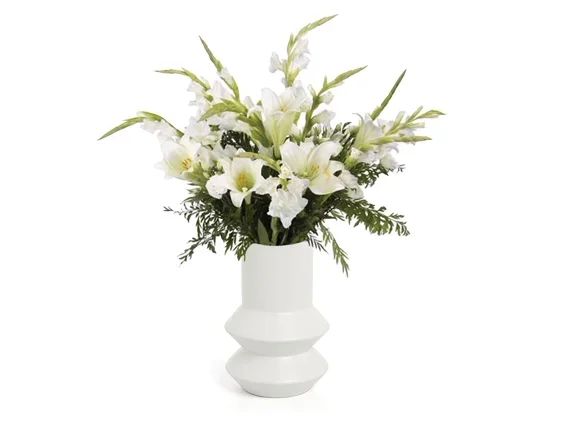 "White Days" bouquet  in a ceramics vase