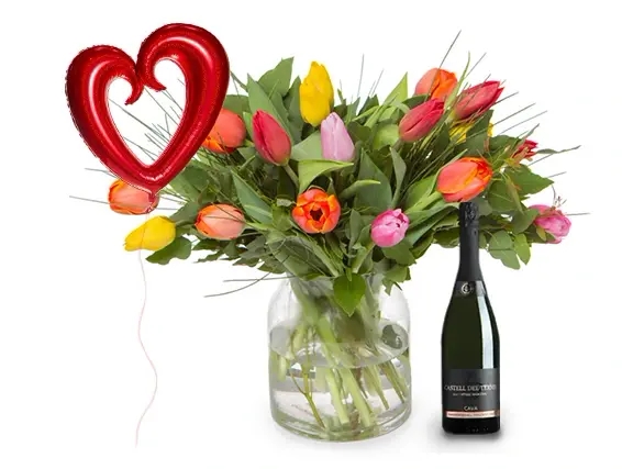 Tulips + Cava + Balloon