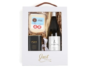 Box with white wine, olive oil, cheese