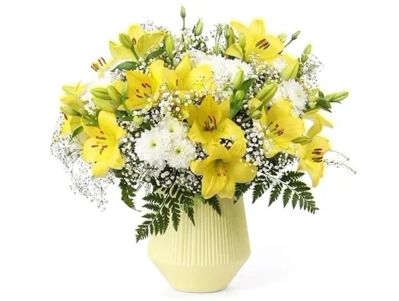 Yellow and white bouquet