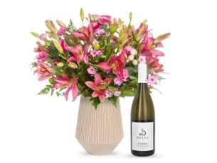 Pink Bouquet & white Lamda wine